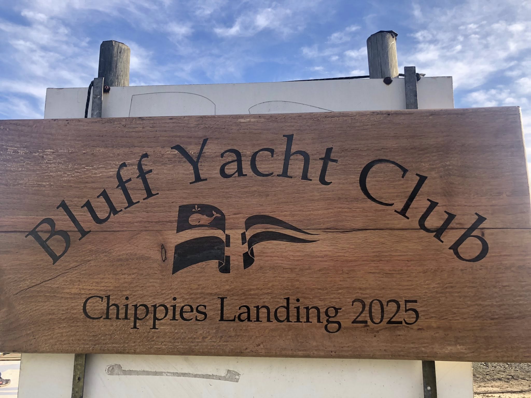 Welcome sign at Bluff Yacht Club